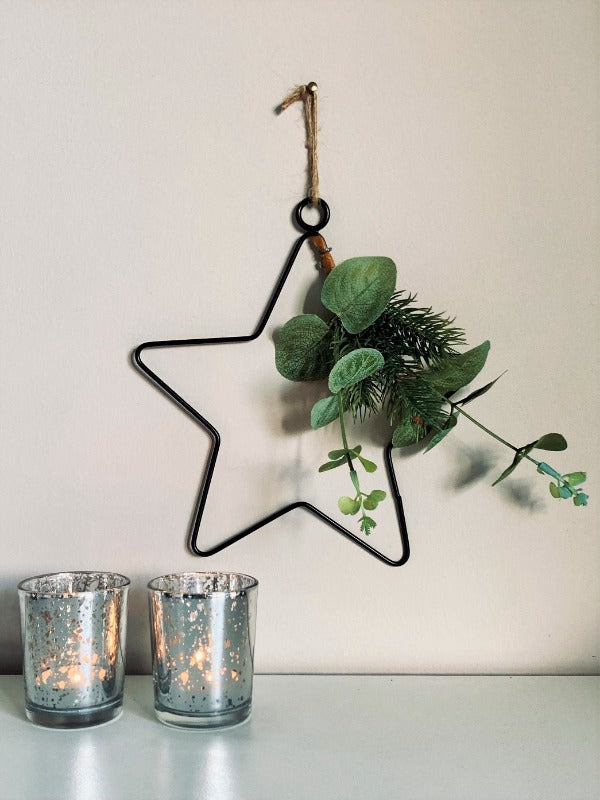 Hanging Star Decoration with Foliage