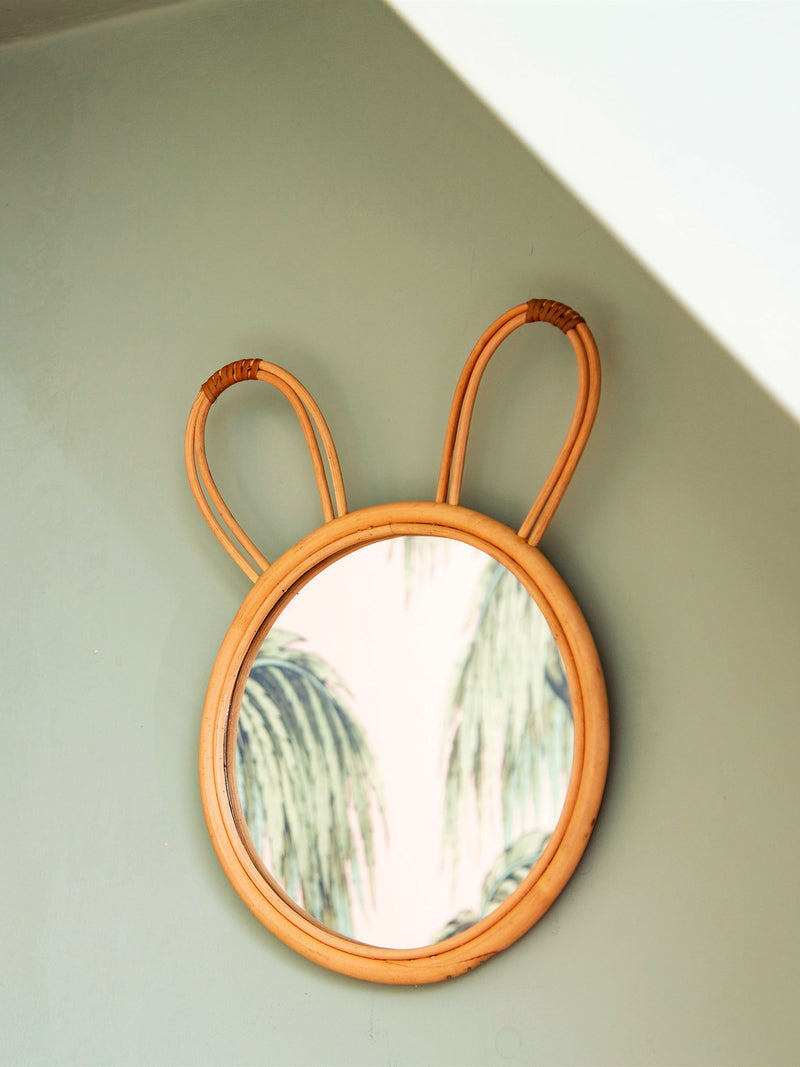 Rattan Bunny Mirror 01